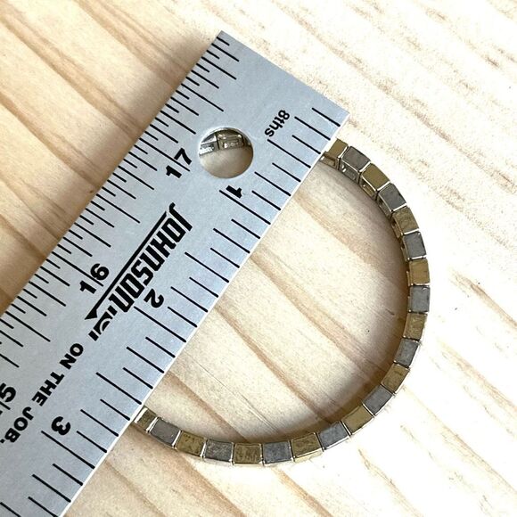 Two-Tone Stretch Bracelet – Square Link Style - Picture 5 of 7